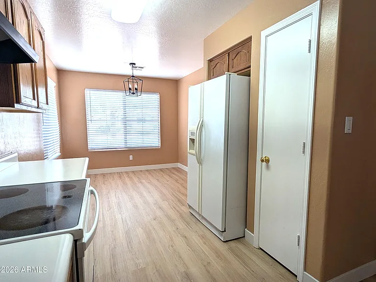 13216 W Mauna Loa Ln — Photo 4