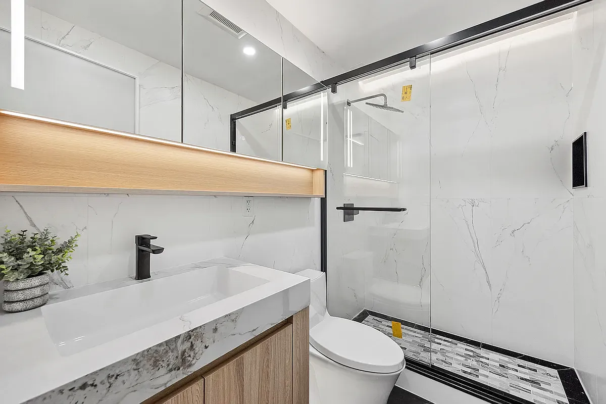168 East 111th Street — Photo 3