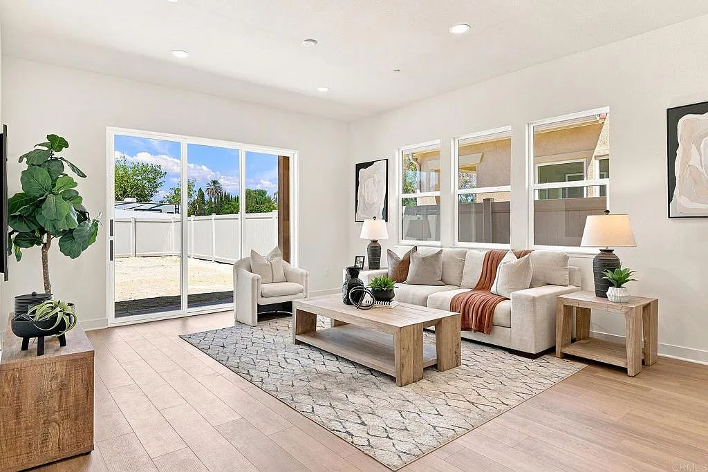 4 bed, 3.5 bath, 2442 sqft, $5,750 — Photo 2