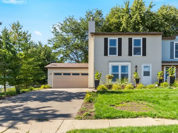 8823 135th St W, Apple Valley, MN 55124