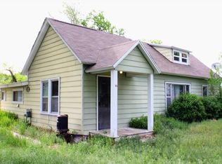 48 S Center St, Byron, WY 82412