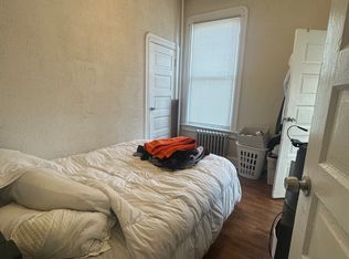 1355 W Chicago Ave #B01, Chicago, IL 60642
