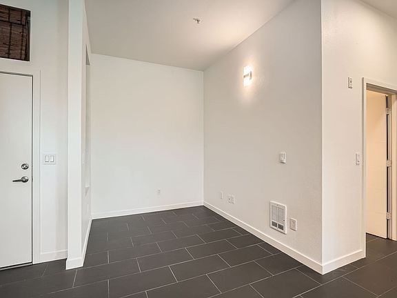 4th image of 521 7th Ave APT 305
