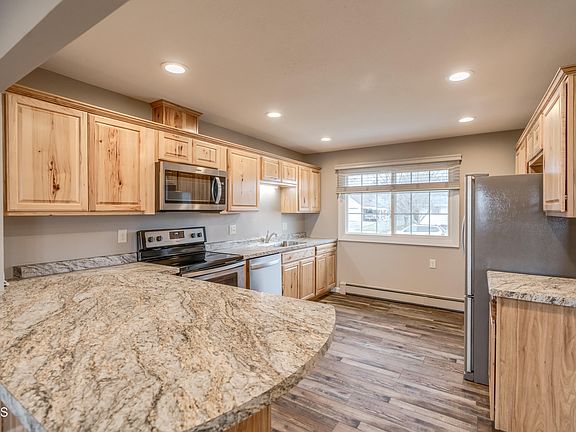 3rd image of 2531/2533 E Avenue A