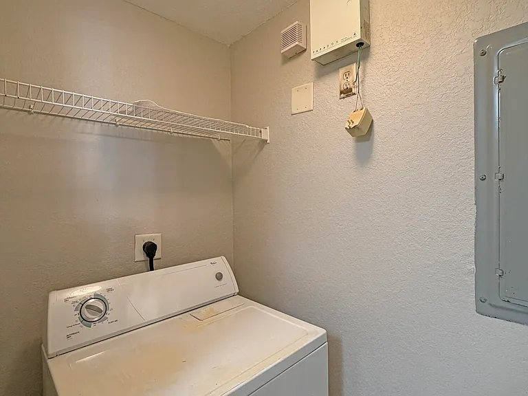 138 SW Peacock Blvd #20-106 — Photo 14