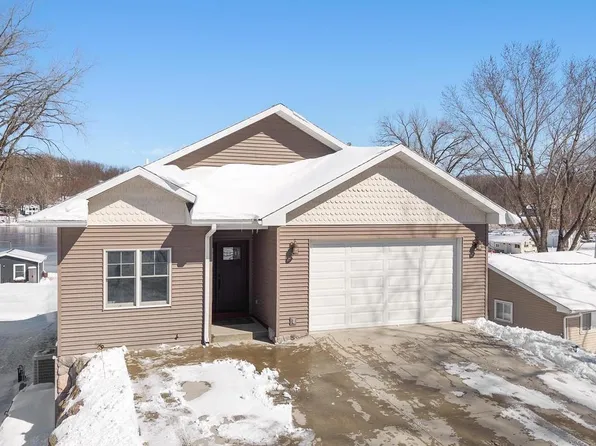 W11322 Red Cedar Drive, Lodi, WI 53555
