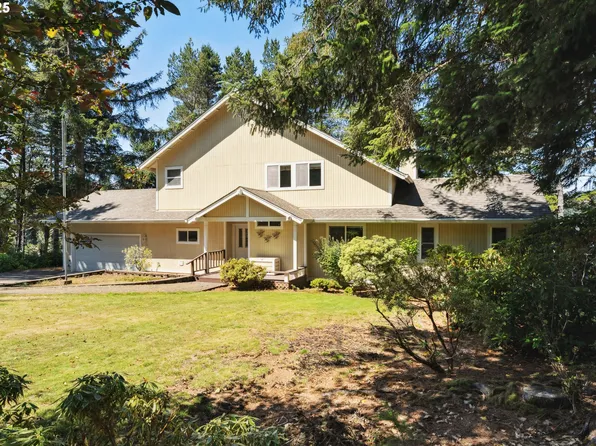 5192 Russell Dr, Florence, OR 97439