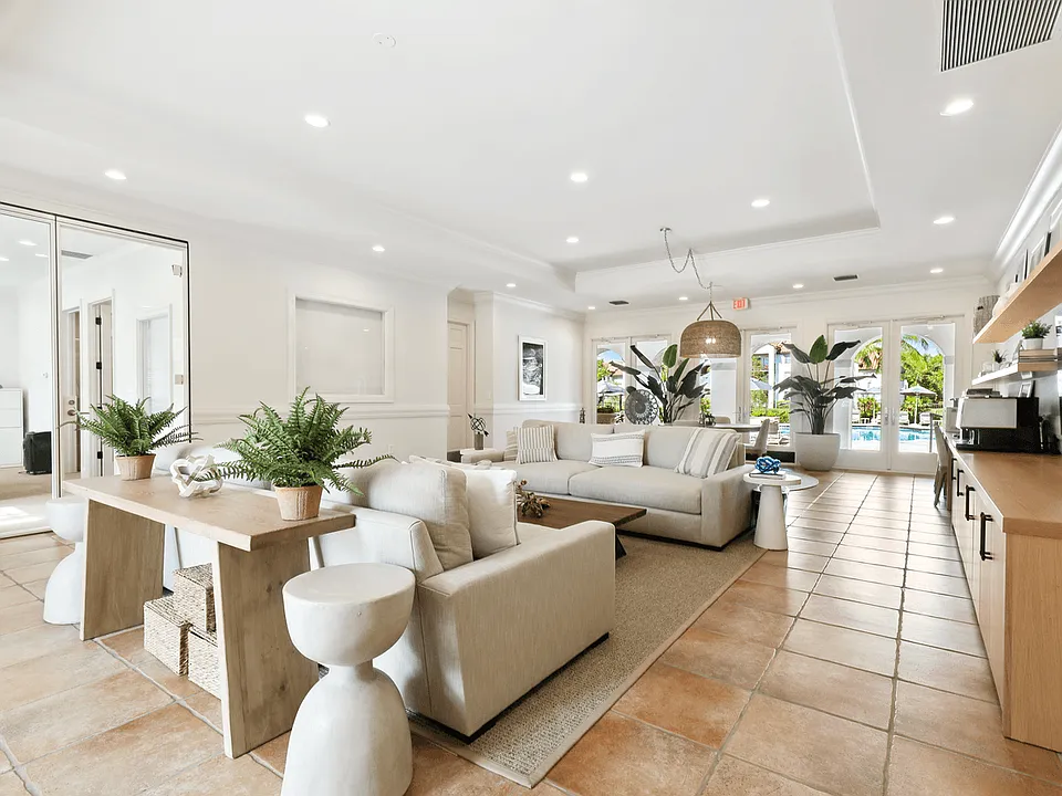 The Enclave Apartments at Waterways