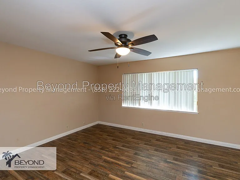 902 La Sombra Dr — Photo 18