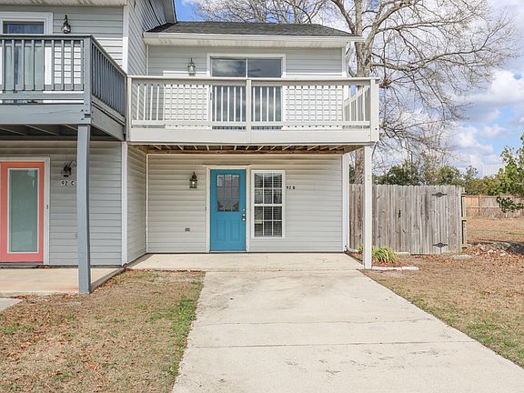 2nd image of 92 Shoreline Drive #D