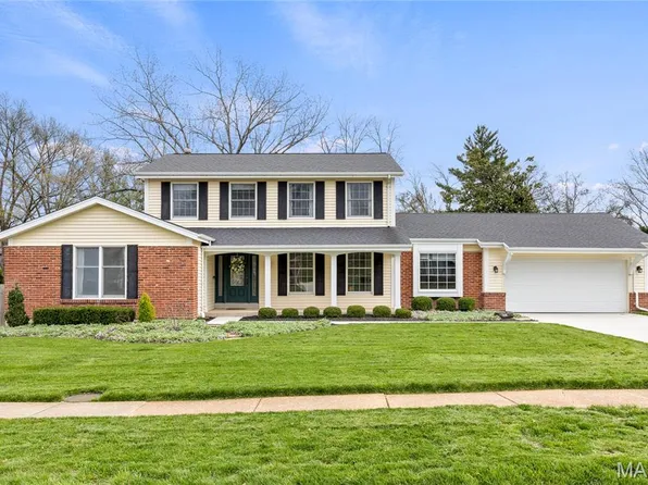 1870 Buckington Dr, Chesterfield, MO 63017