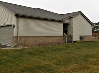 1010 Murray St, Grand Blanc, MI 48439