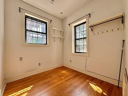 Rented by Simply Brooklyn Realty Inc | media 10