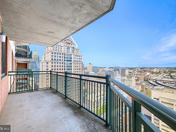 4th image of 414 Water St Unit 2809