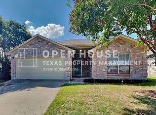 310 Montana Dr, Arlington, TX 76002