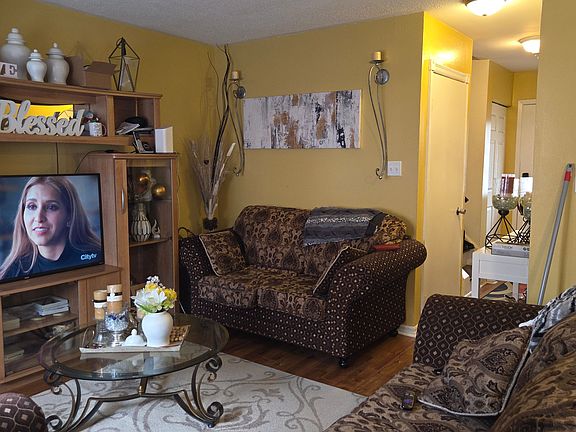 4th image of 59 Craigleigh Cres #59