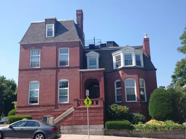 838 East Broadway, South Boston, MA 02127