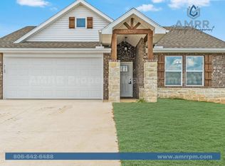 1816 Porter St, Pea Ridge, AR 72751