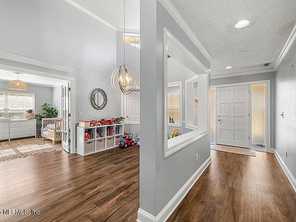 5th image of 11377 BEECHER Circle E