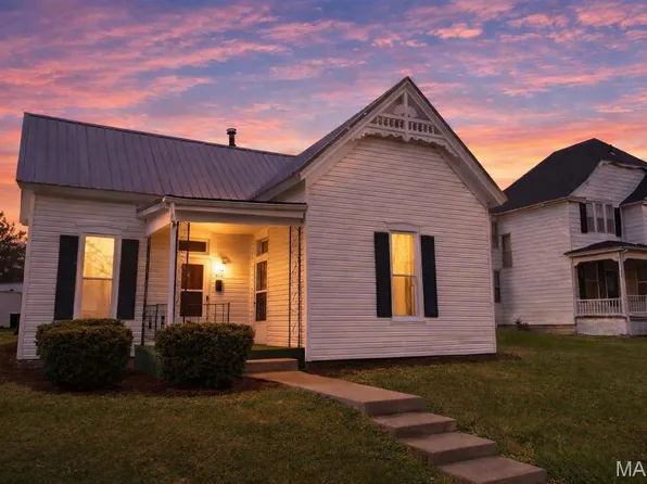 210 S Court St, Bowling Green, MO 63334