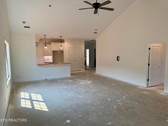 4th image of 9975 Rio Bravo Ln