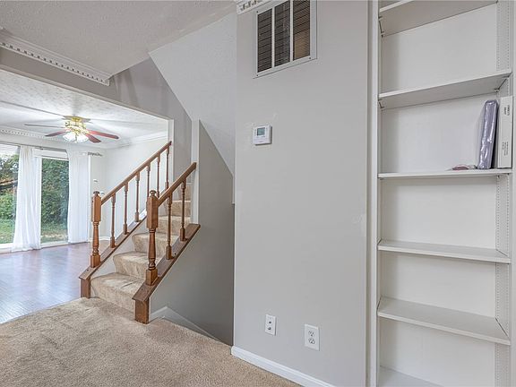 4th image of 6355 Corbly Rd Unit 13