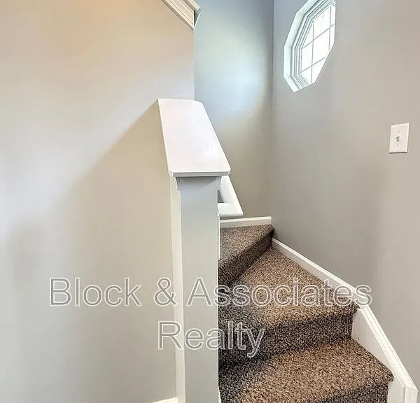 420 Cline Falls Dr — Photo 11