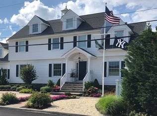 312 Tide Pond Rd, Mantoloking, NJ 08738