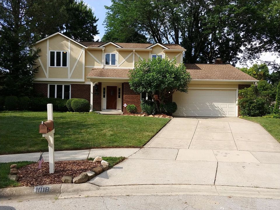 1st image of 1018 Autumn Lake Ct