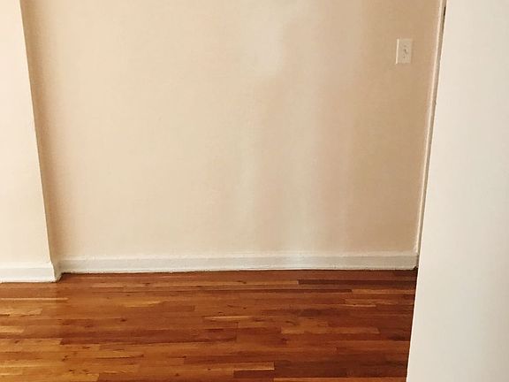 4th image of 631 Beach 9th St APT 3D