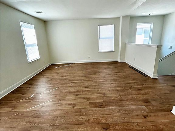 5th image of 19226 Flint Oak Ct