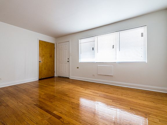 5th image of 7706 S Saginaw Ave #2192414