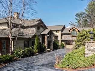 381 Round Top Mountain Rd #52, Sapphire, NC 28774