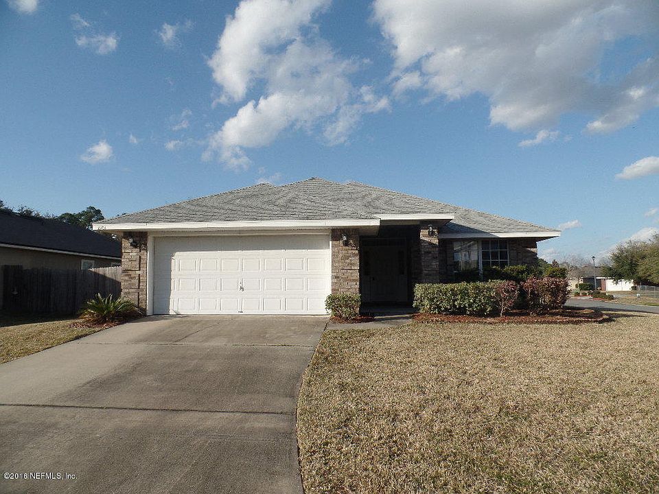 1st image of 10701 Sandy Oaks Dr