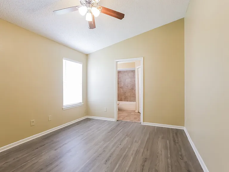 7706 Ellis Dr — Photo 11