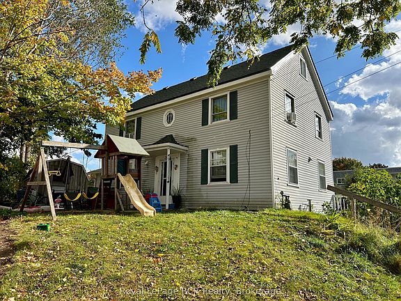 2nd image of 307 Prince St
