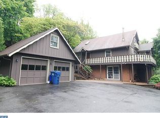 482 White Oak Ln, Leesport, PA 19533
