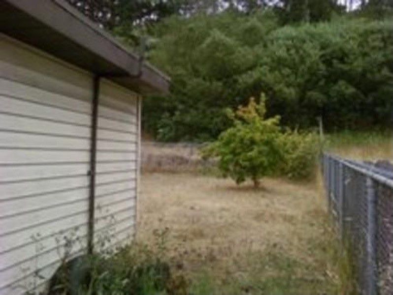 2nd image of 236 Dundee Dr