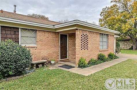 1st image of 2641 Spruce Park Dr