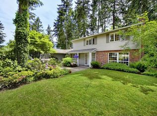 16809 NE 11th Pl, Bellevue, WA