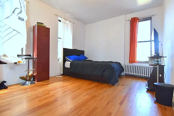 Rented by Manhattan Spaces | media 21