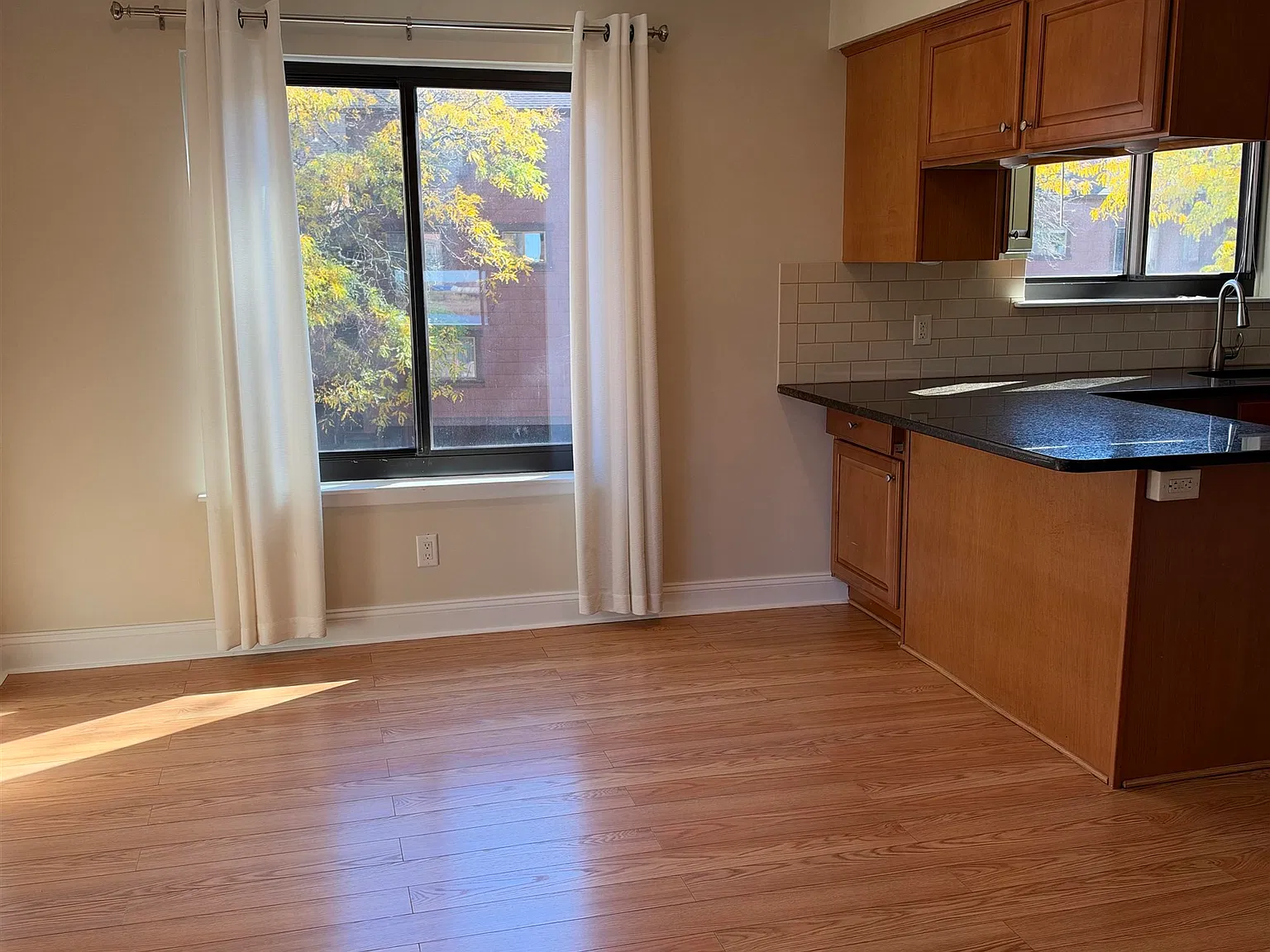 Harmon Cove Townhouse 1 — Photo 2