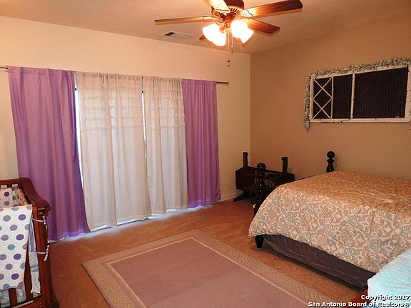 4th image of 972 Pebble Beach Dr NW