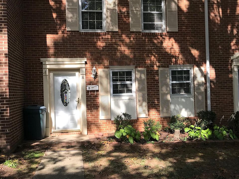 1st image of 3301 D Regents Park Ln