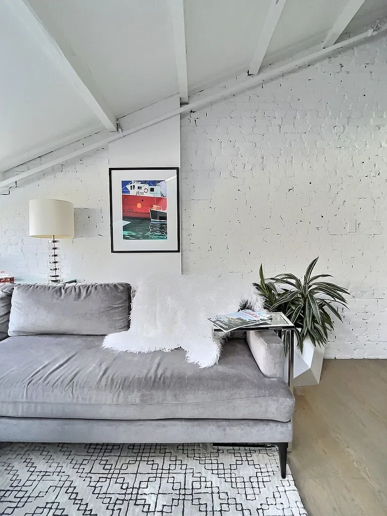 10 Exchange St — Photo 4