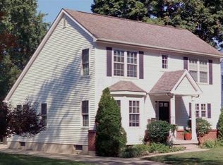 819 Griswold St, Columbus, OH 43085