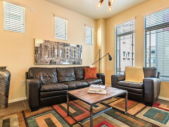 5th image of 2402 E 5TH Street #1509