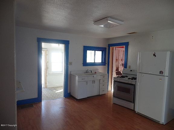 4th image of 306 S Emerson Ave