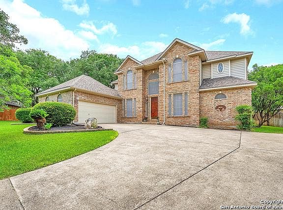 4th image of 200 Oak Creek Dr