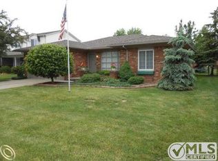 4731 Admiral Dr, Sterling Heights, MI 48310